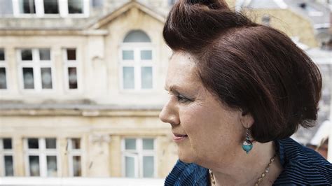 suzy menkes biografia